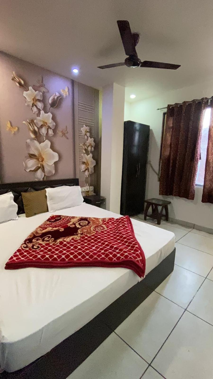 Hotel Sd Regency Amritszár Kültér fotó
